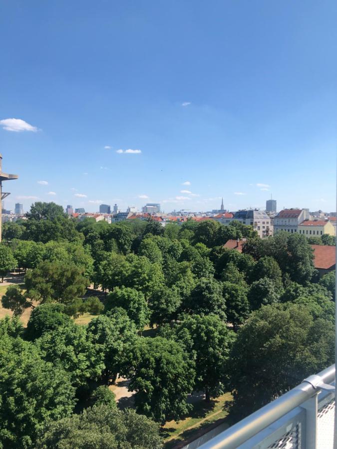 Apartament Augartenblick Penthauscombo 15/16 - Blick Zum Riesenrad Wiedeń Zewnętrze zdjęcie